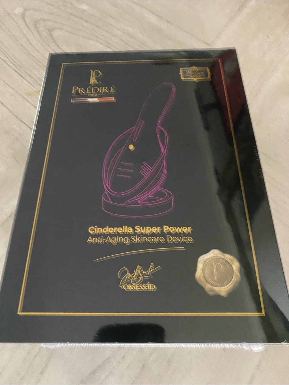 Prédiré Cinderella Super Power Anti-Aging Device - Black
